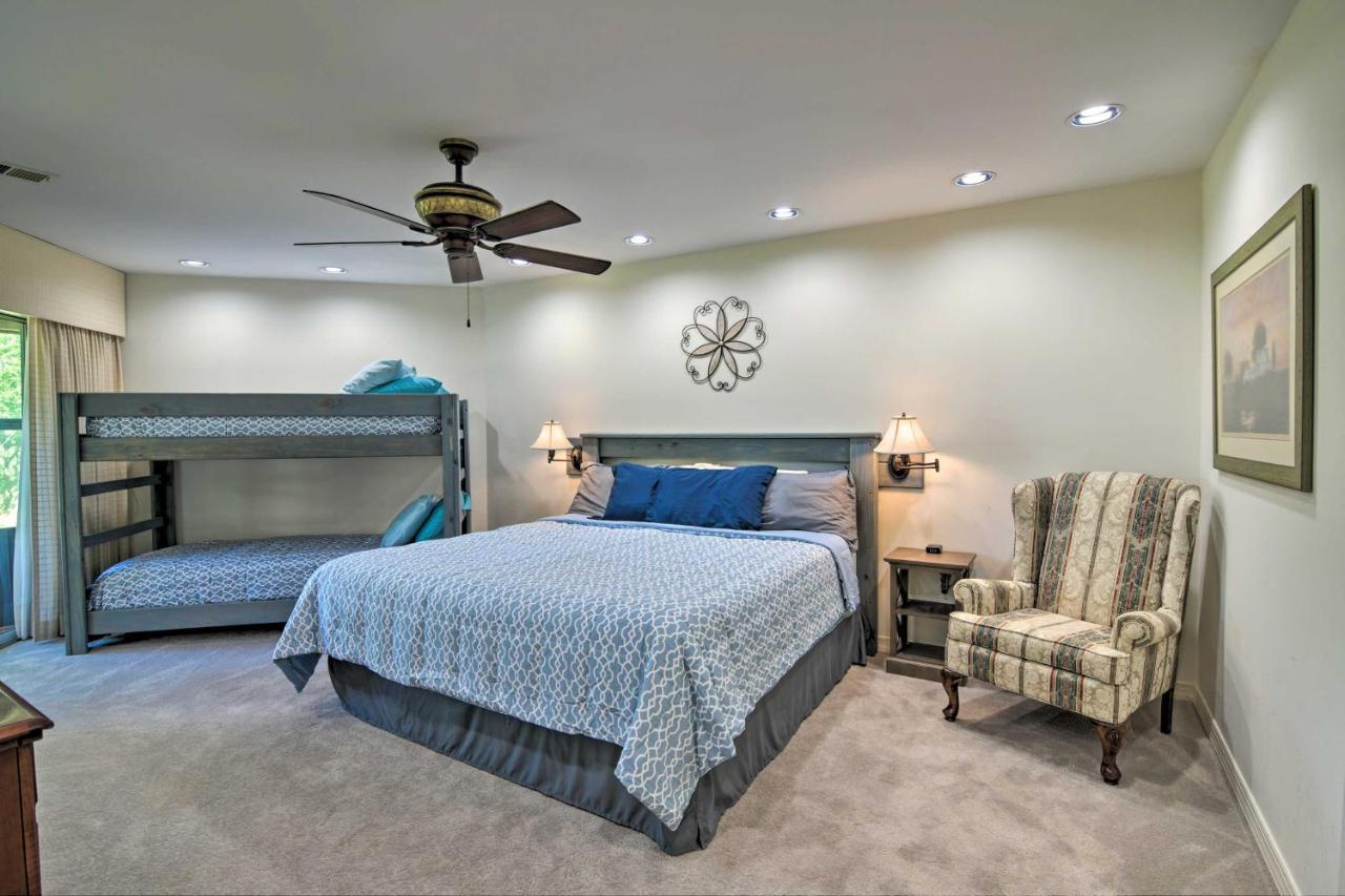 Spacious 3 Mi To Table Rock Lake! Apartment *