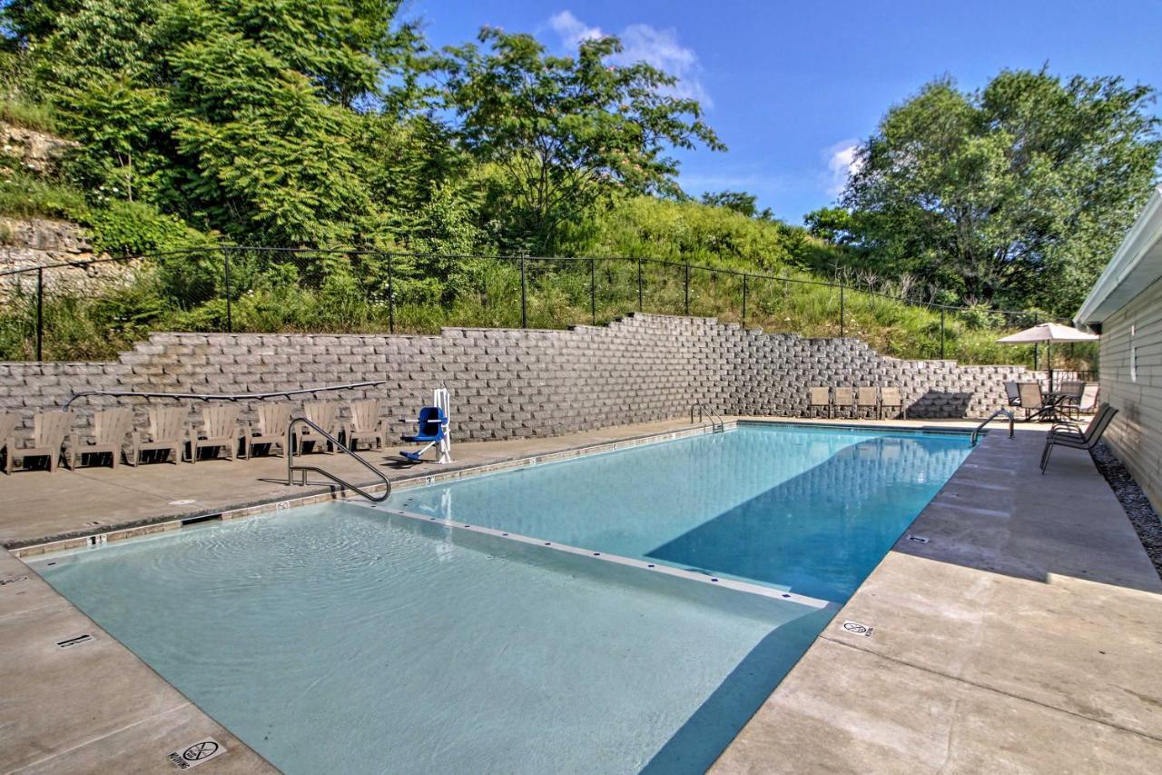 With Pool - 5 Mi To Marvel Cave! Apartment
