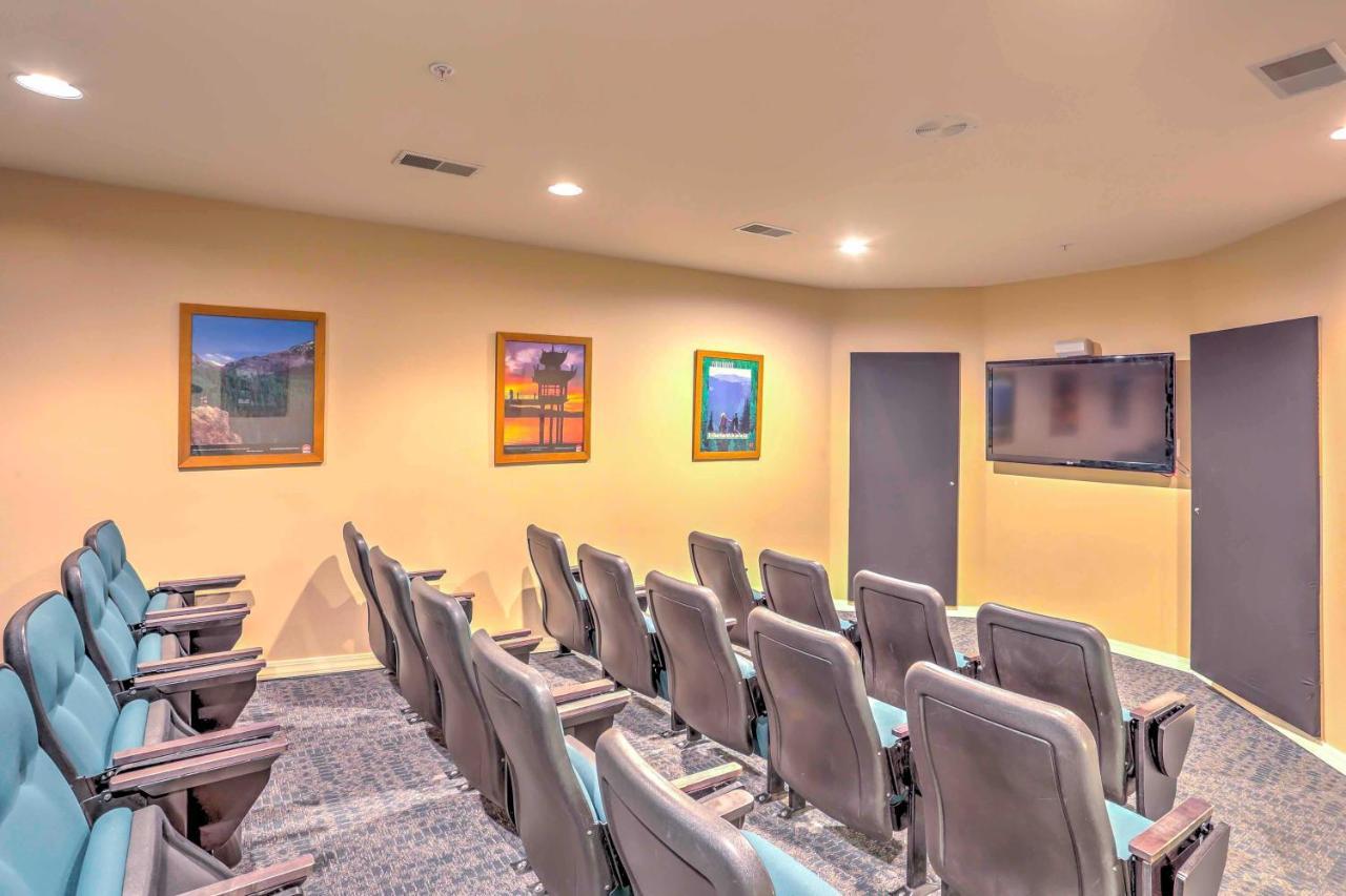 Modern About 3 Mi To Landing Apartment *