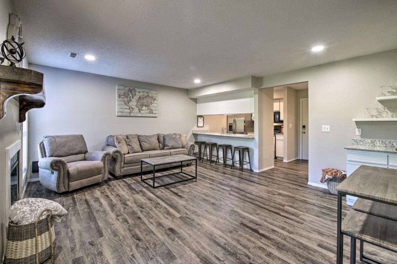 Apartment Cozy Near Lakes And Theatre District