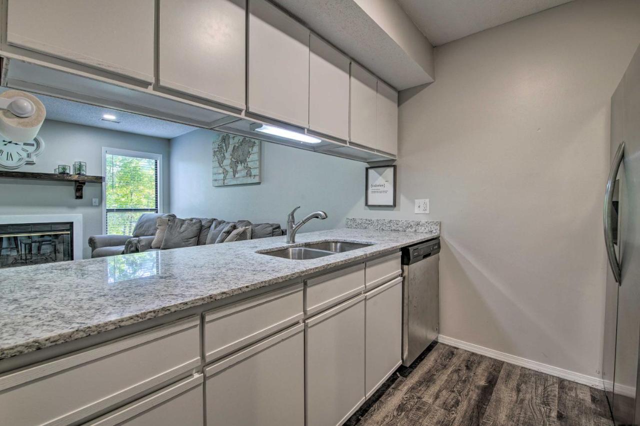 Apartment Cozy Near Lakes And Theatre District