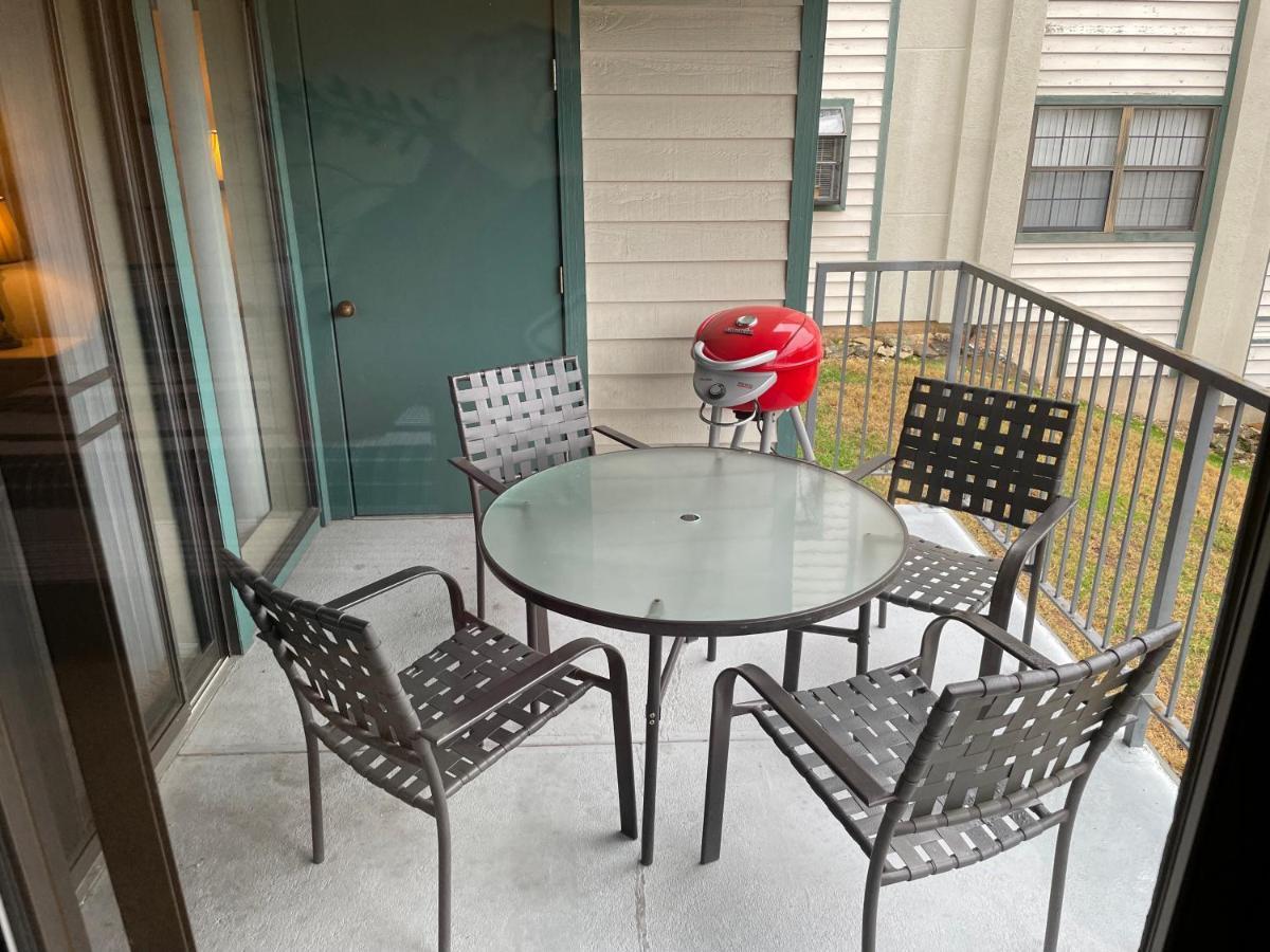 Escape To Aparthotel Branson