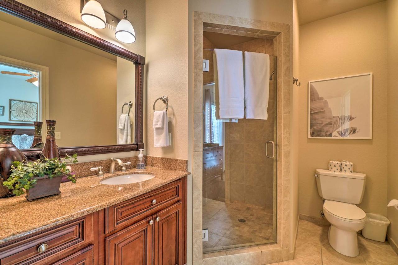 Stunning With On-site Golf Access Branson