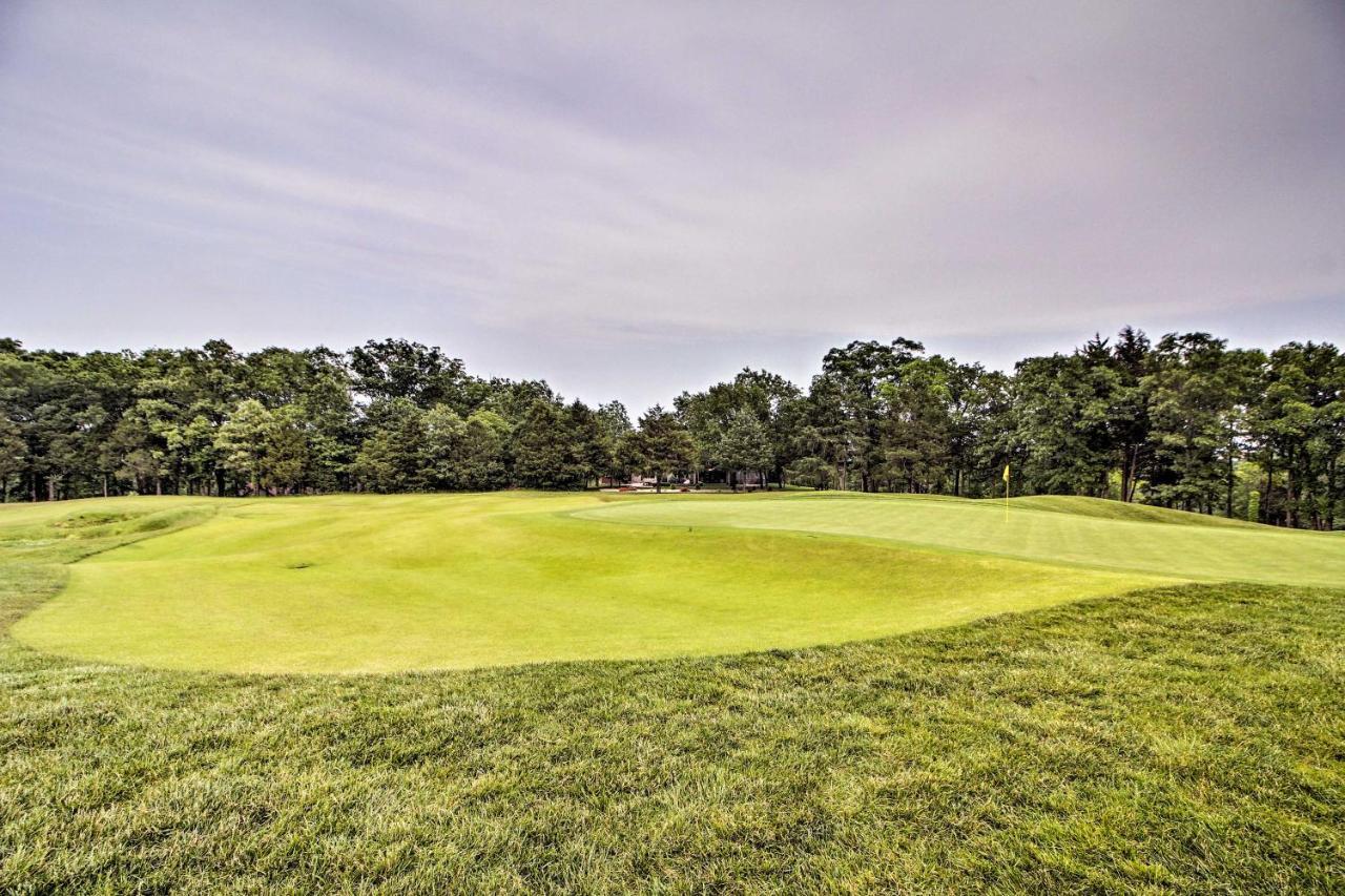 Stunning With On-site Golf Access Branson