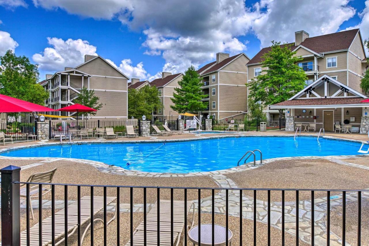 Apartment Pool Access, Near Table Rock Lake!