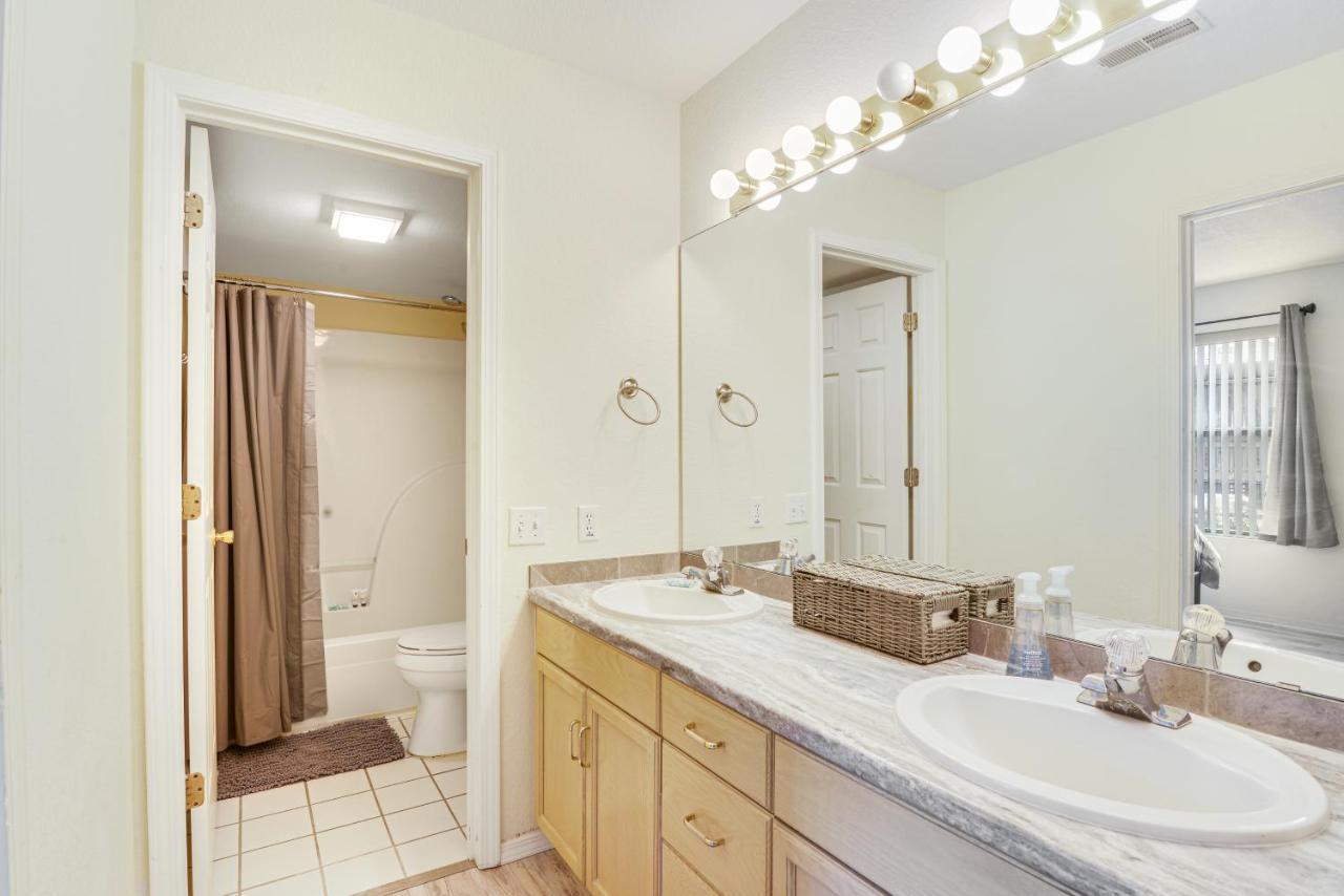 Apartment Fall Creek 590-1 *