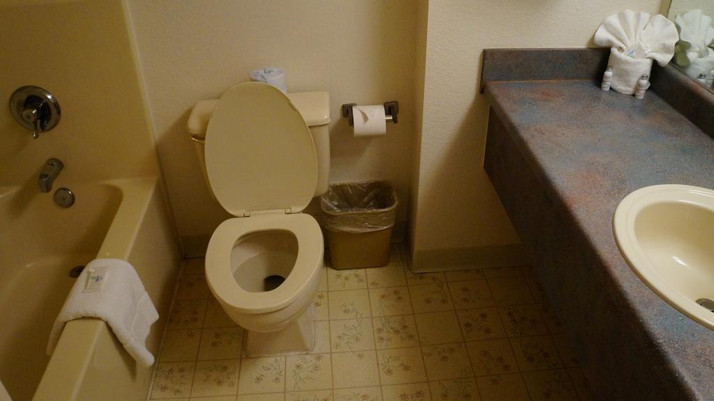 The King's Quarters Hotel Branson