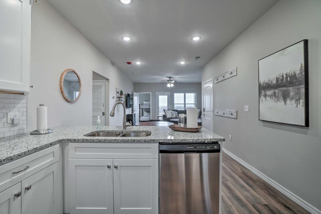 Family-friendly About 3 Mi To Strip Apartment Branson