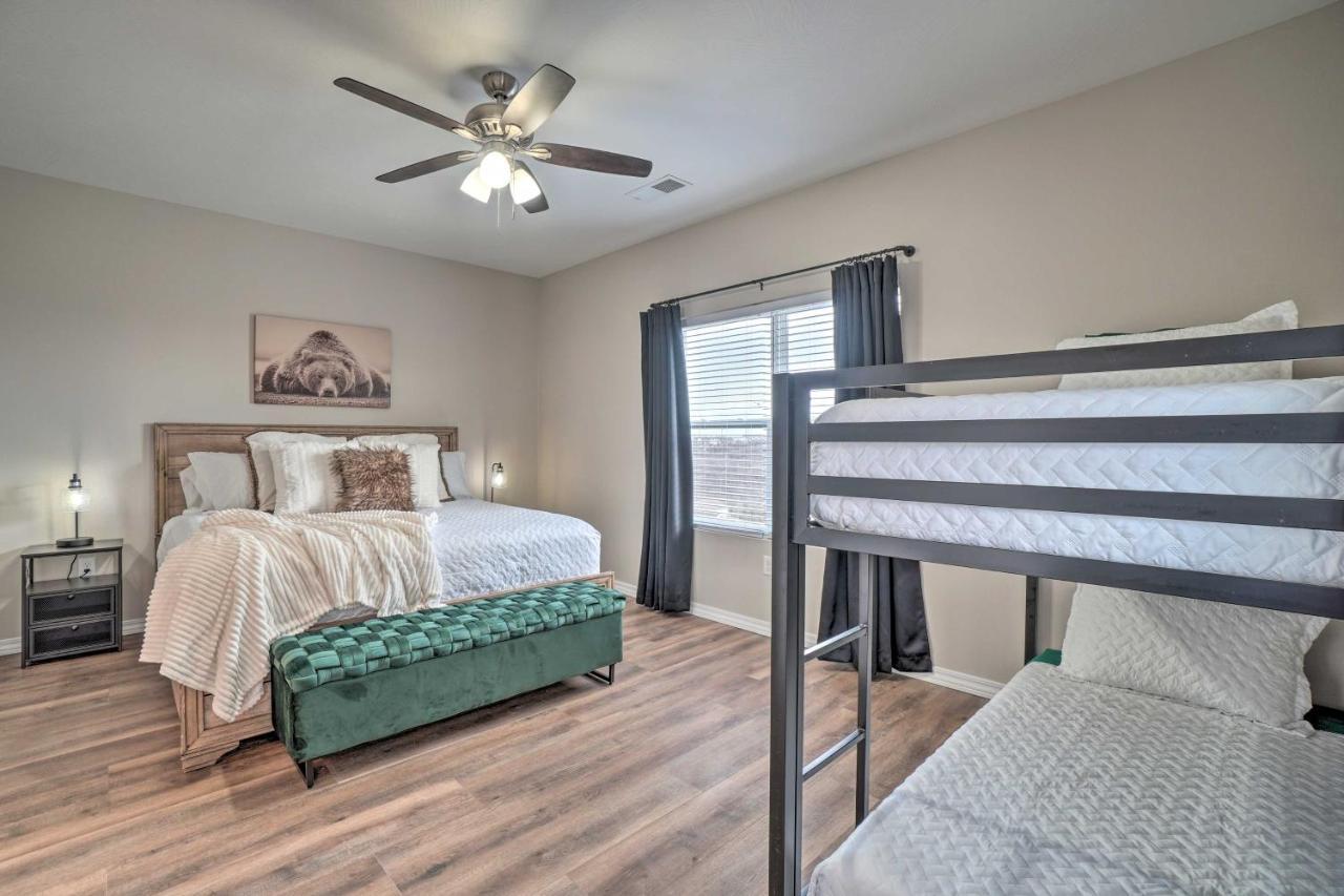 Apartment Family-friendly About 3 Mi To Strip *