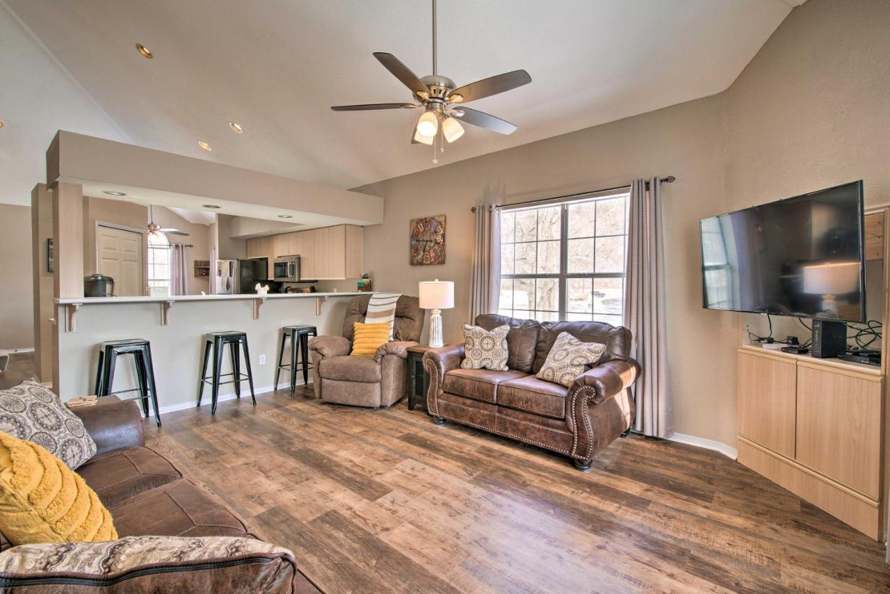 And Sunroom And Pool Access, Walk To Marina