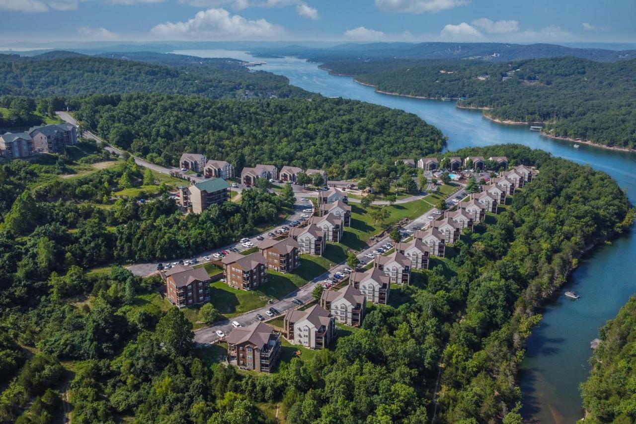 Eagle Nest Pristine Dream * Branson