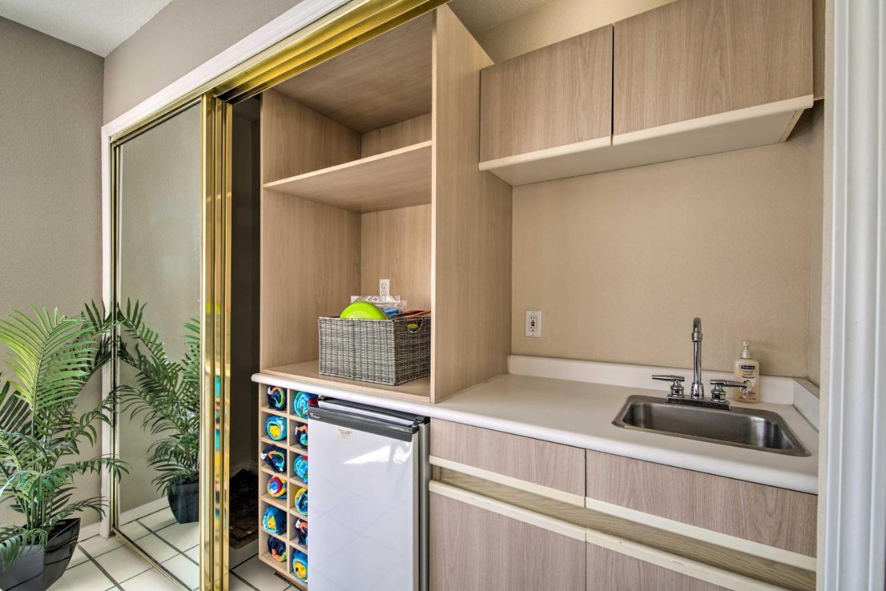 And Sunroom And Pool Access, Walk To Marina