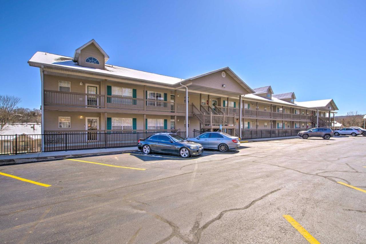 Apartment With Large Patio About 3 Mi To The Strip! Branson