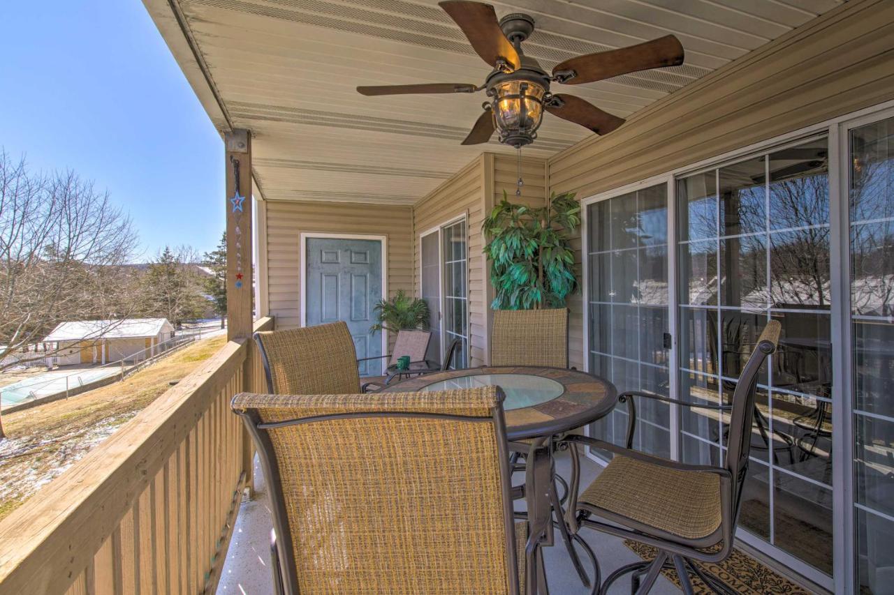 Apartment With Large Patio About 3 Mi To The Strip!