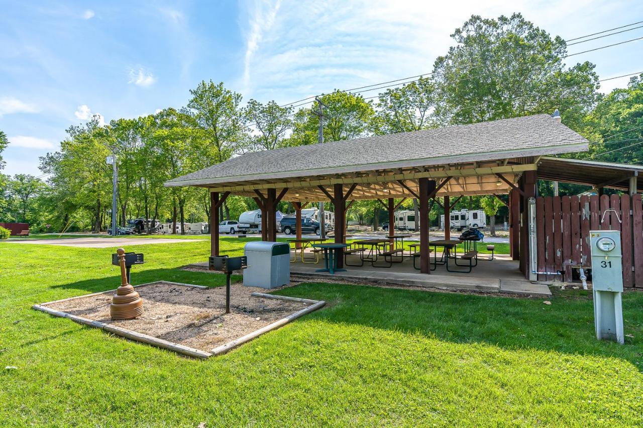 Waterview At Fall Creek Apartment