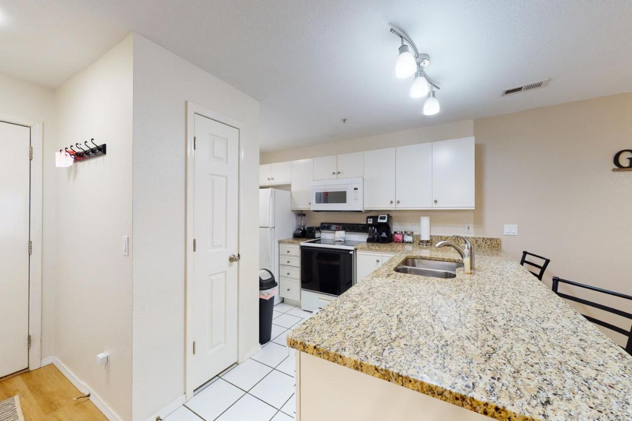 Fall Creek 4 Bears Family Retreat Apartment Branson