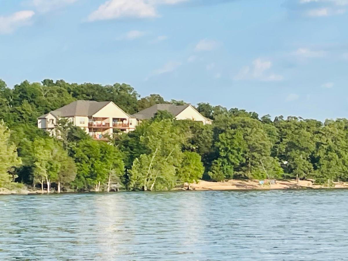 Lakefront And View Indian Point With Boat Slip Apartment