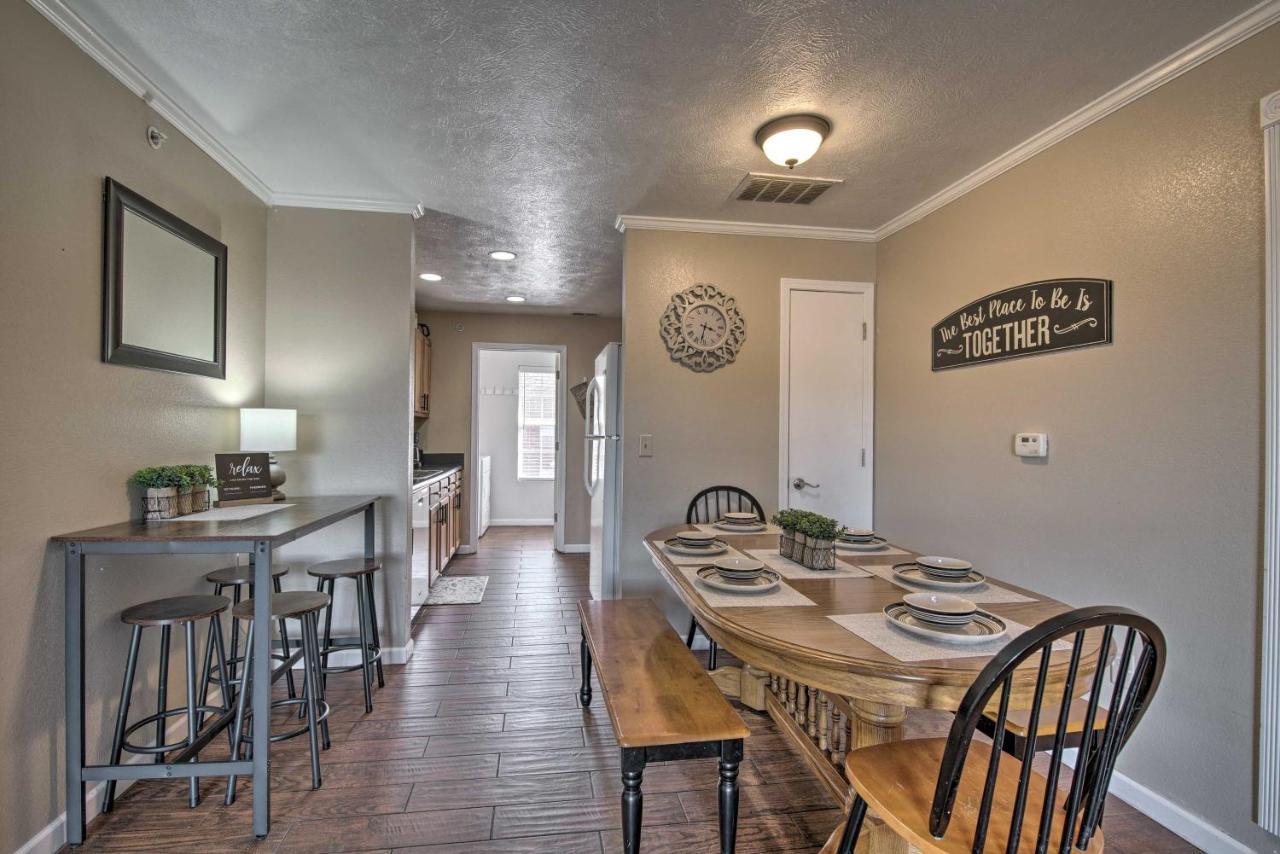 Escape With Shared Pool, 5 Mi To Lake! Apartment Branson
