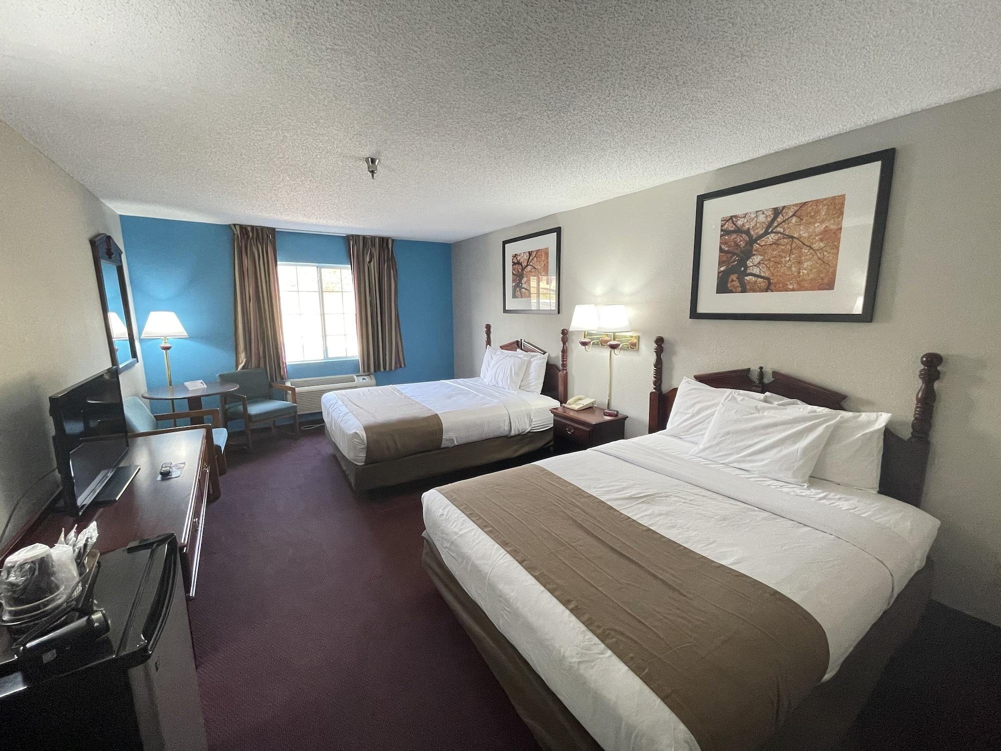 Scenic Hills Hotel 2*