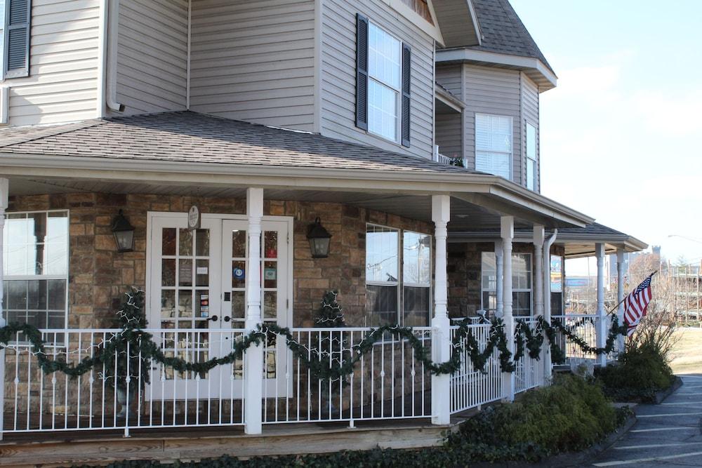 Inn Gazebo Branson
