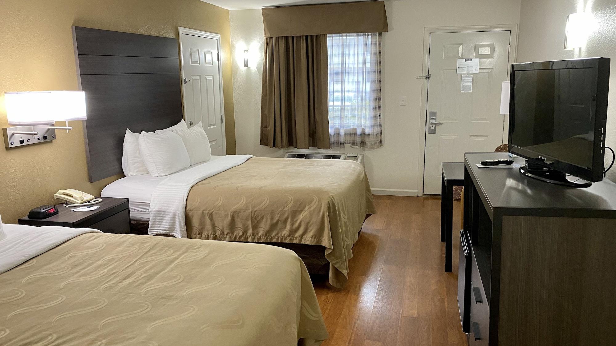 Quality - Hwy 76 Hotel 2*