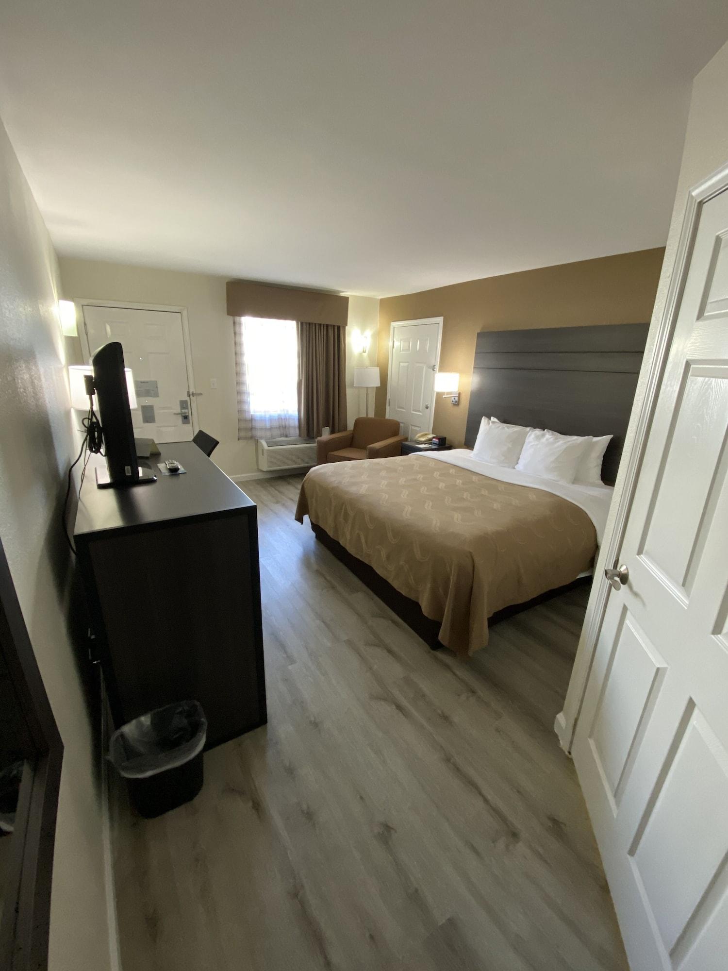 Quality - Hwy 76 Hotel Branson