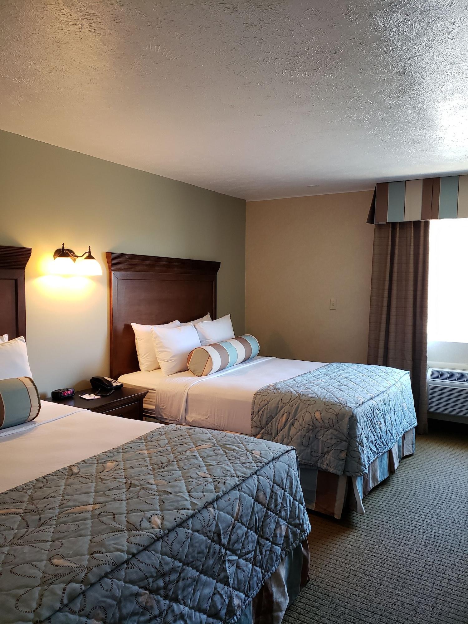 Hotel Suburban On The Strip 2*
