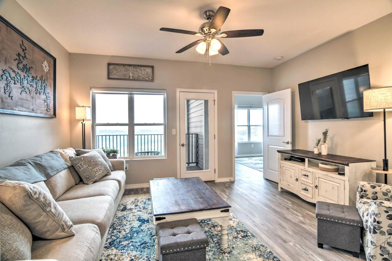 Apartment With Balcony 1 Mi To Hwy 76 Ent Dist Branson