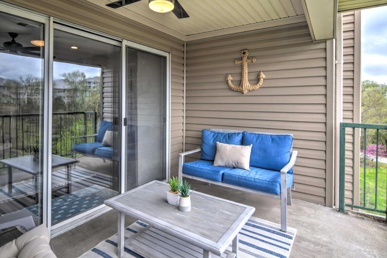 Retreat With Balcony And 18-hole Golf Course! Apartment Branson