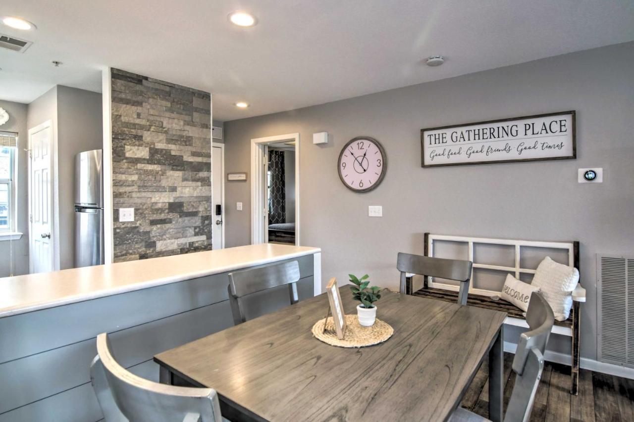 Retreat With Balcony And 18-hole Golf Course! Apartment *
