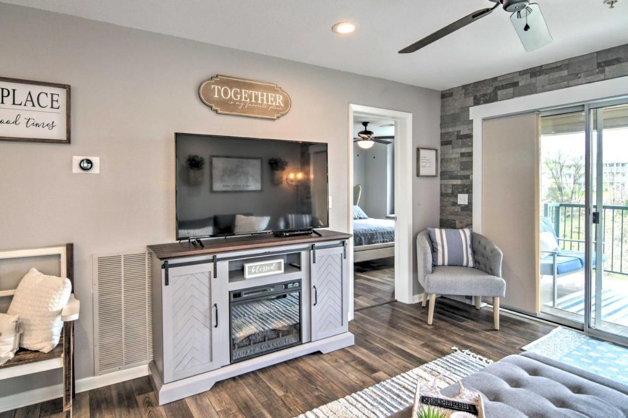 Retreat With Balcony And 18-hole Golf Course! *