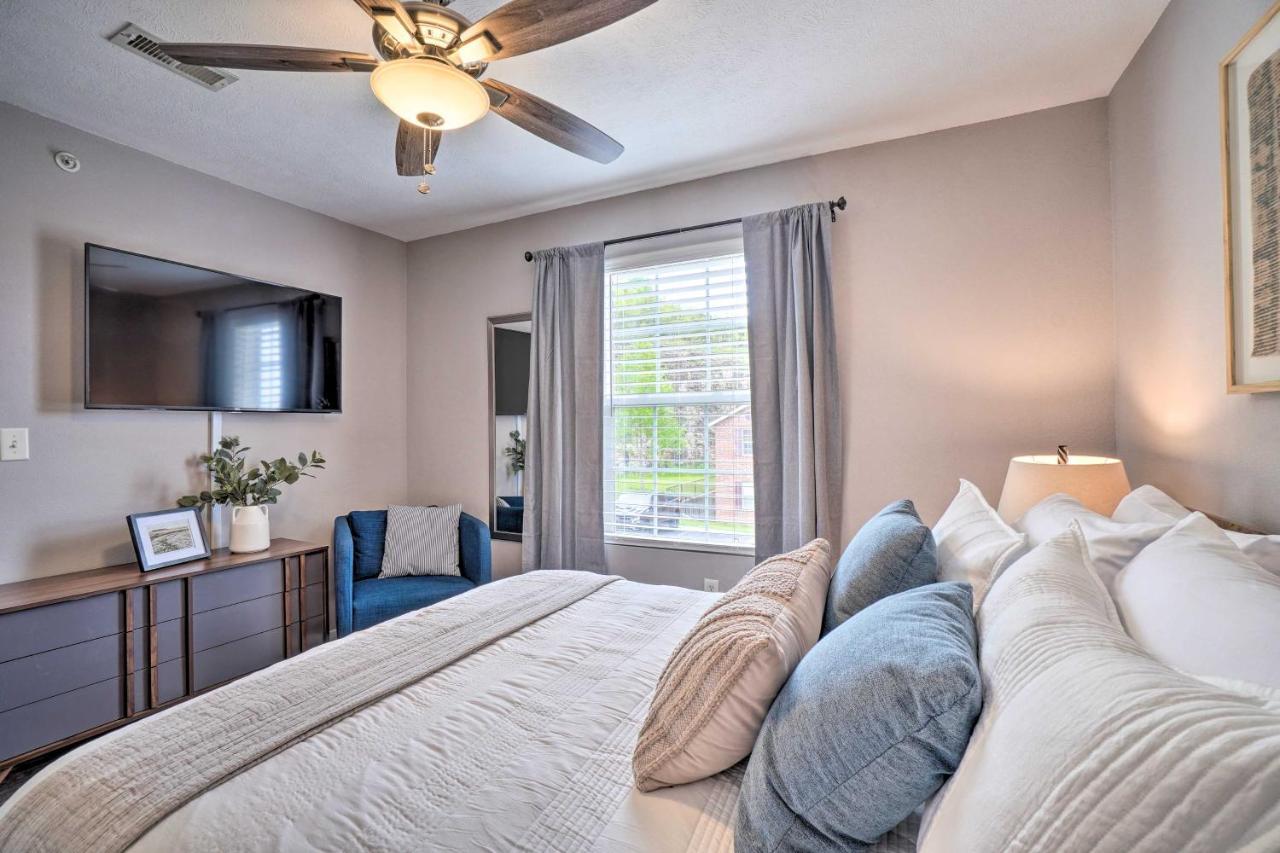 Modern With Pool About 7 Mi To Landing! *
