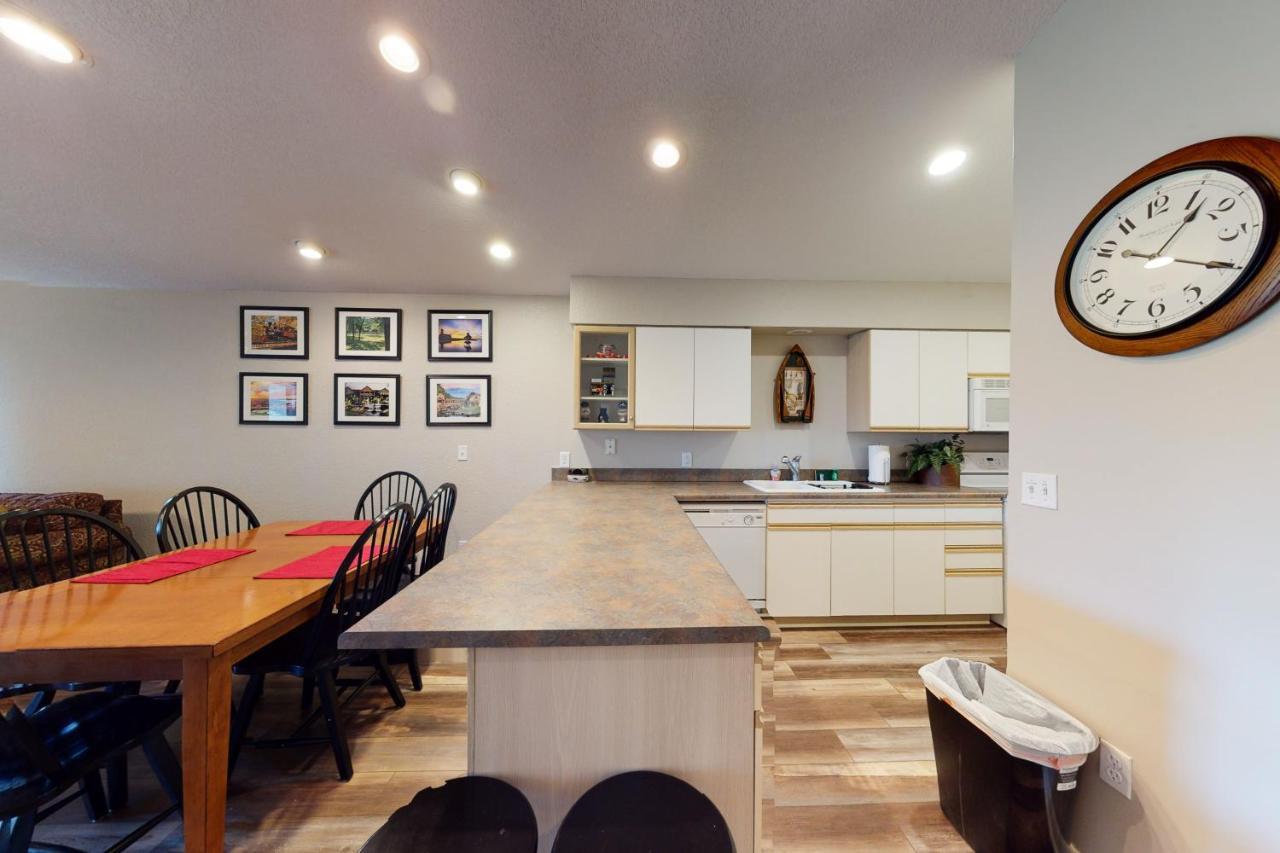 Cozy Ozark Getaway Branson
