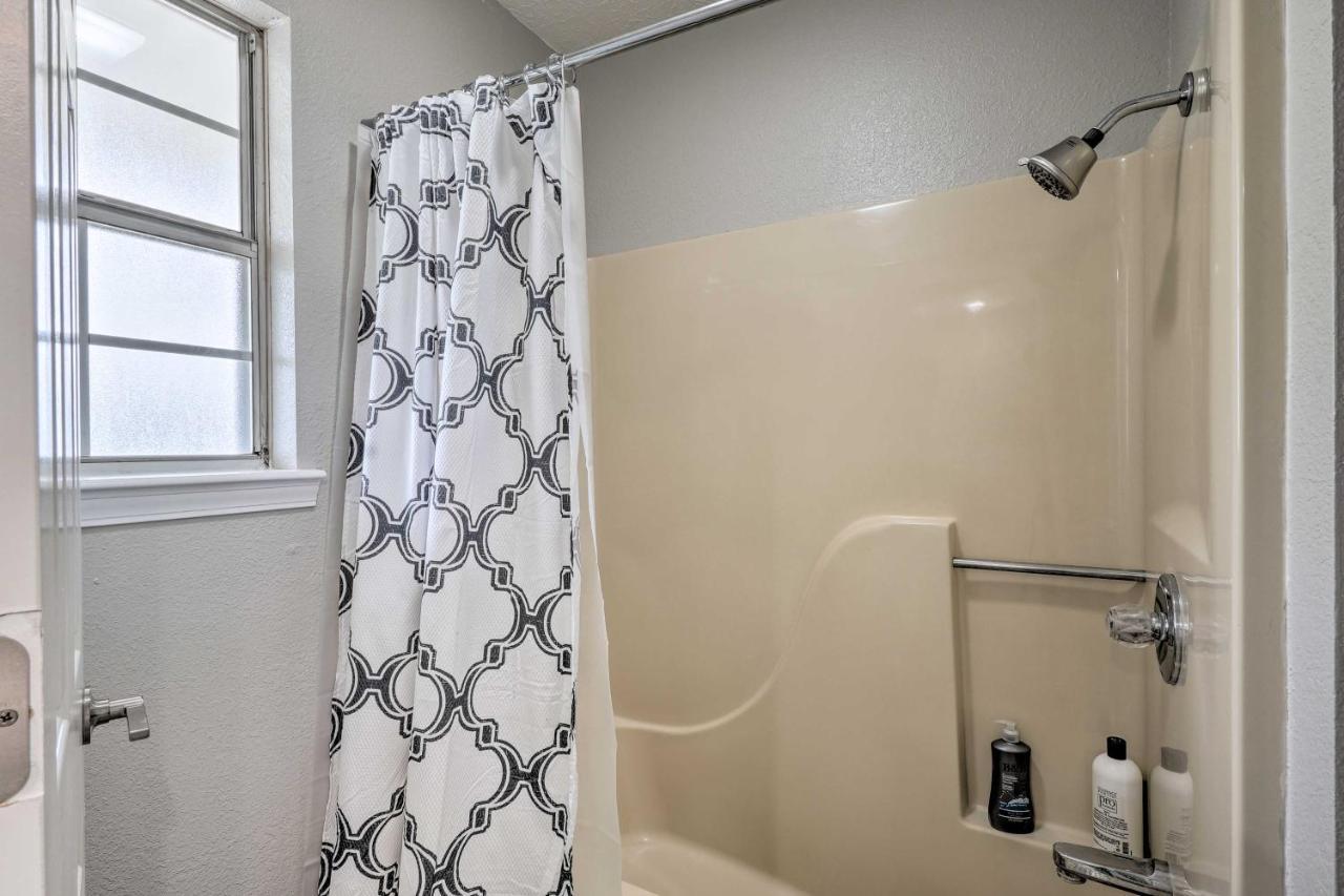Apartment Pet-friendly Less Than 3 Mi To Lake!