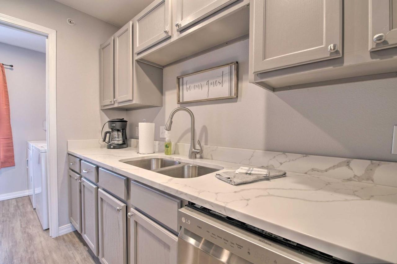 Bright Vacation With Balcony And Views! * Branson