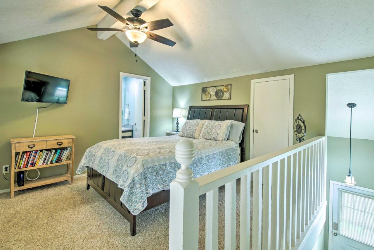 With Balcony - Hike, Boat And Explore! * Branson