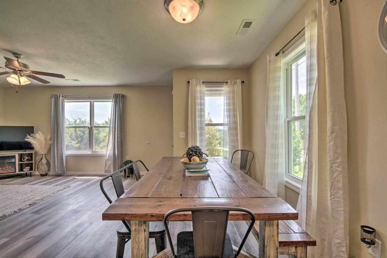 Holiday home With Patio And Fire Pit 7 Mi To Downtown Branson