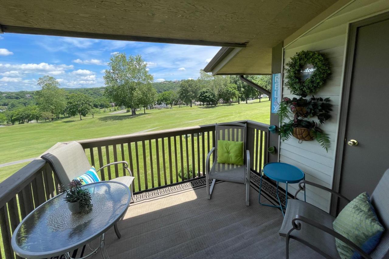 Couples Paradise & Retreat On The 18th Holiday home *