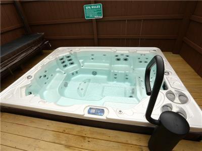 Apartment Pool Wi-fi Hot Tub Walk-in Silver Dollar 1504a *