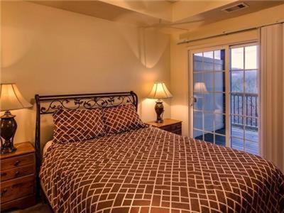 Pool Wi-fi Hot Tub Walk-in Silver Dollar 1504a Branson