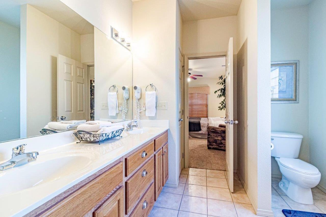 Apartment Pools Sleeps 10 Close To 76 Silver Dollar 0502 *