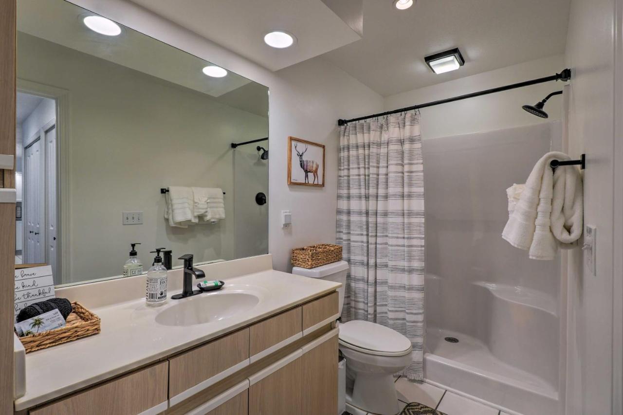 Lakefront With Sunroom And Views! Apartment Branson