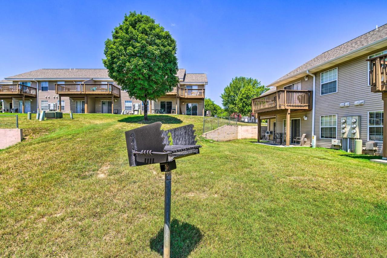 Cozy And Convenient With Balcony! Apartment Branson