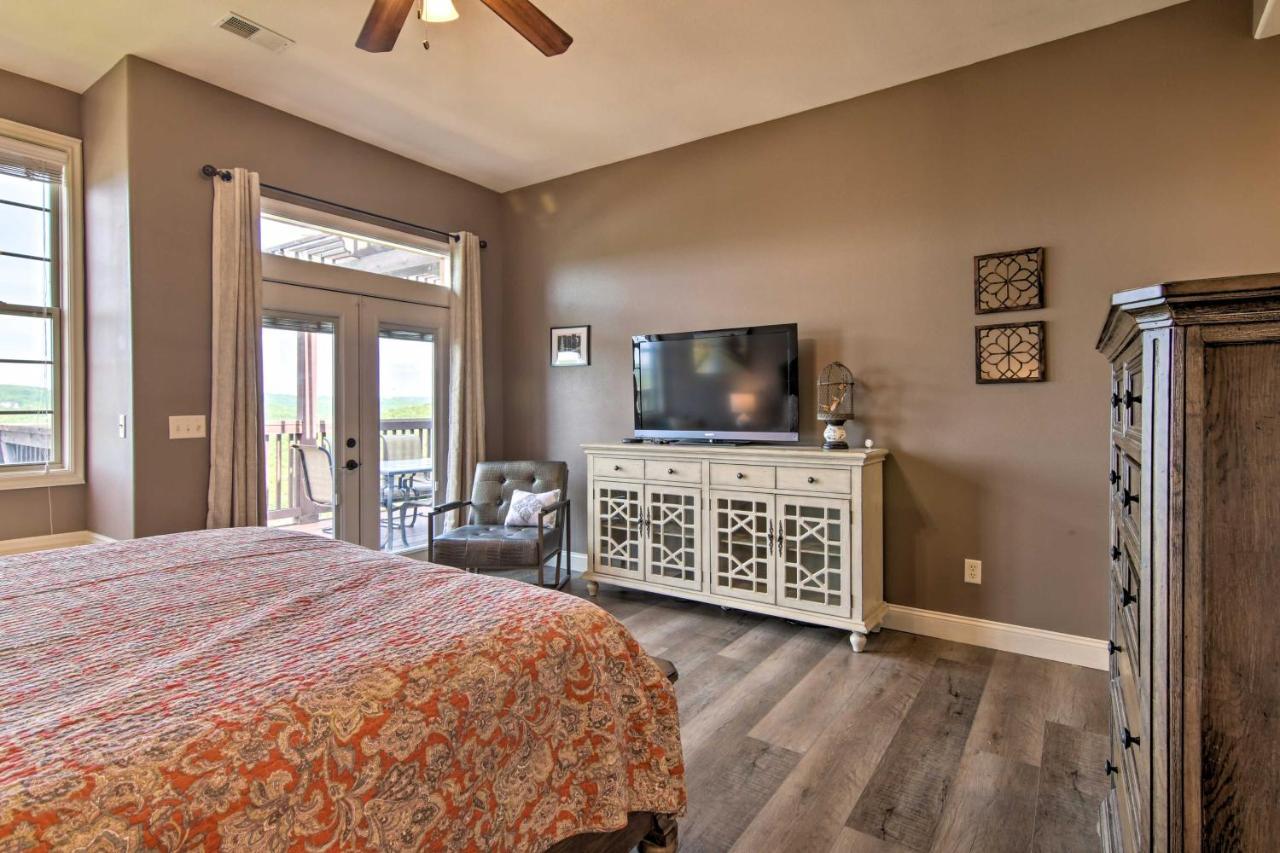 Apartment Luxe Retreat With Mtn Views And Pool Access! *