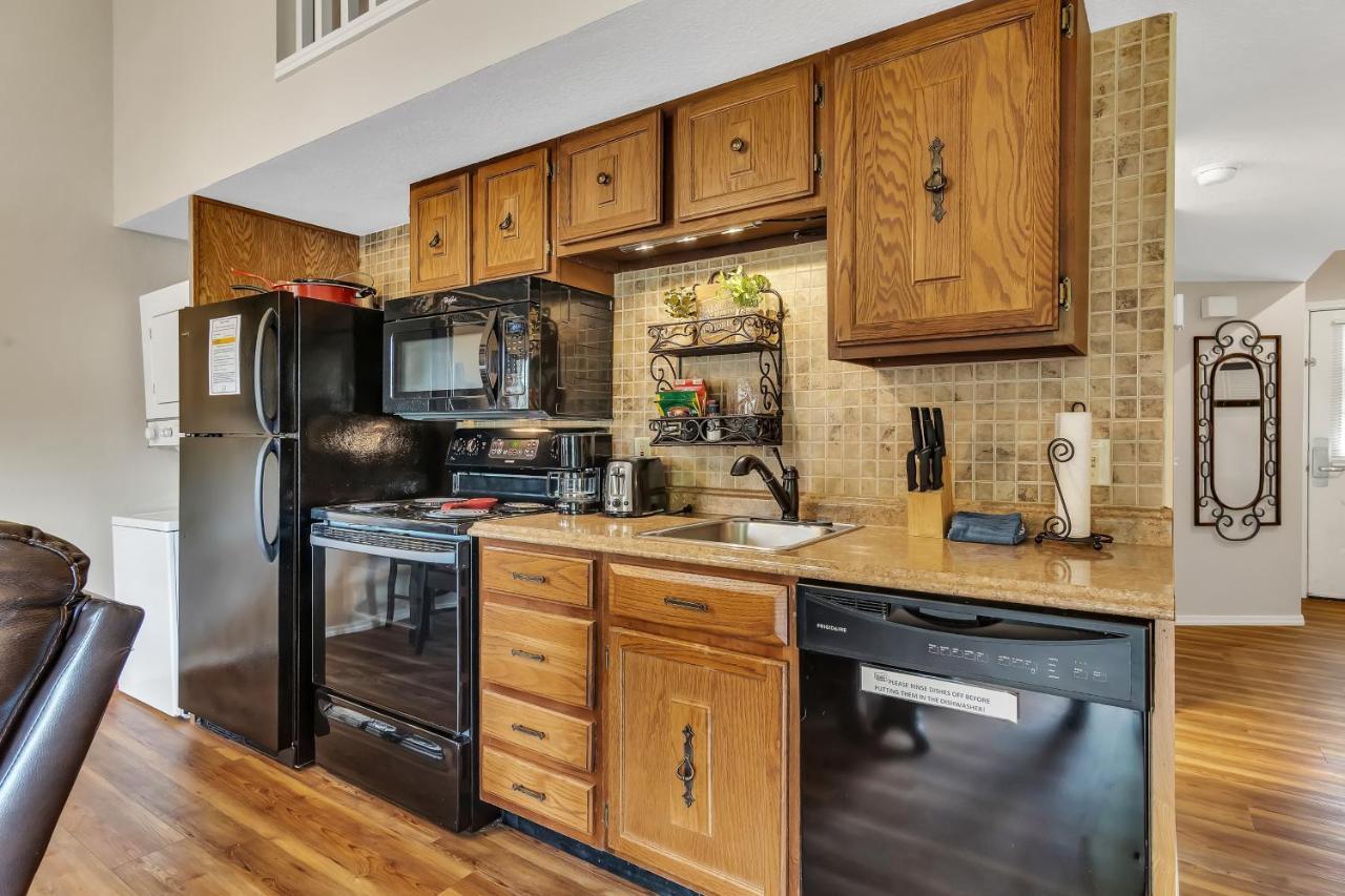 Tuscany On Taneycomo Apartment