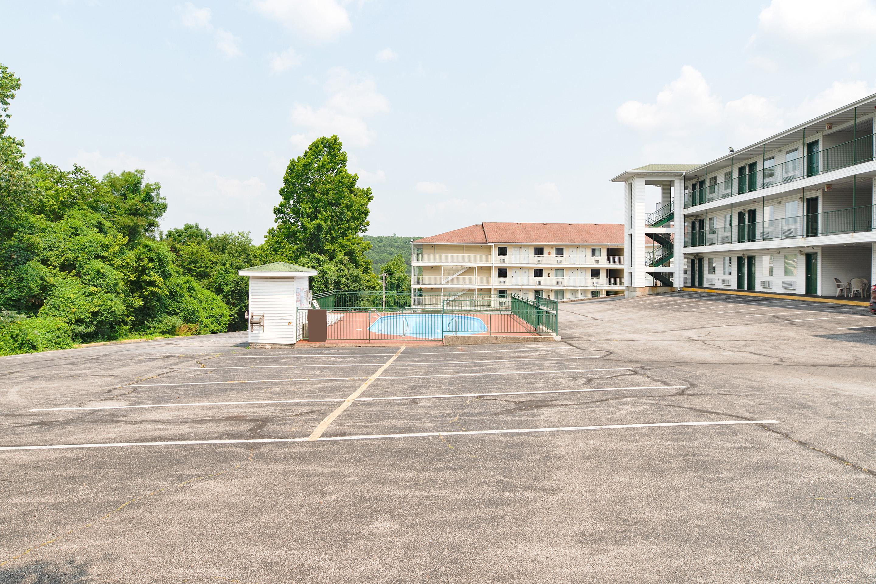 Hotel Evergreen 2*