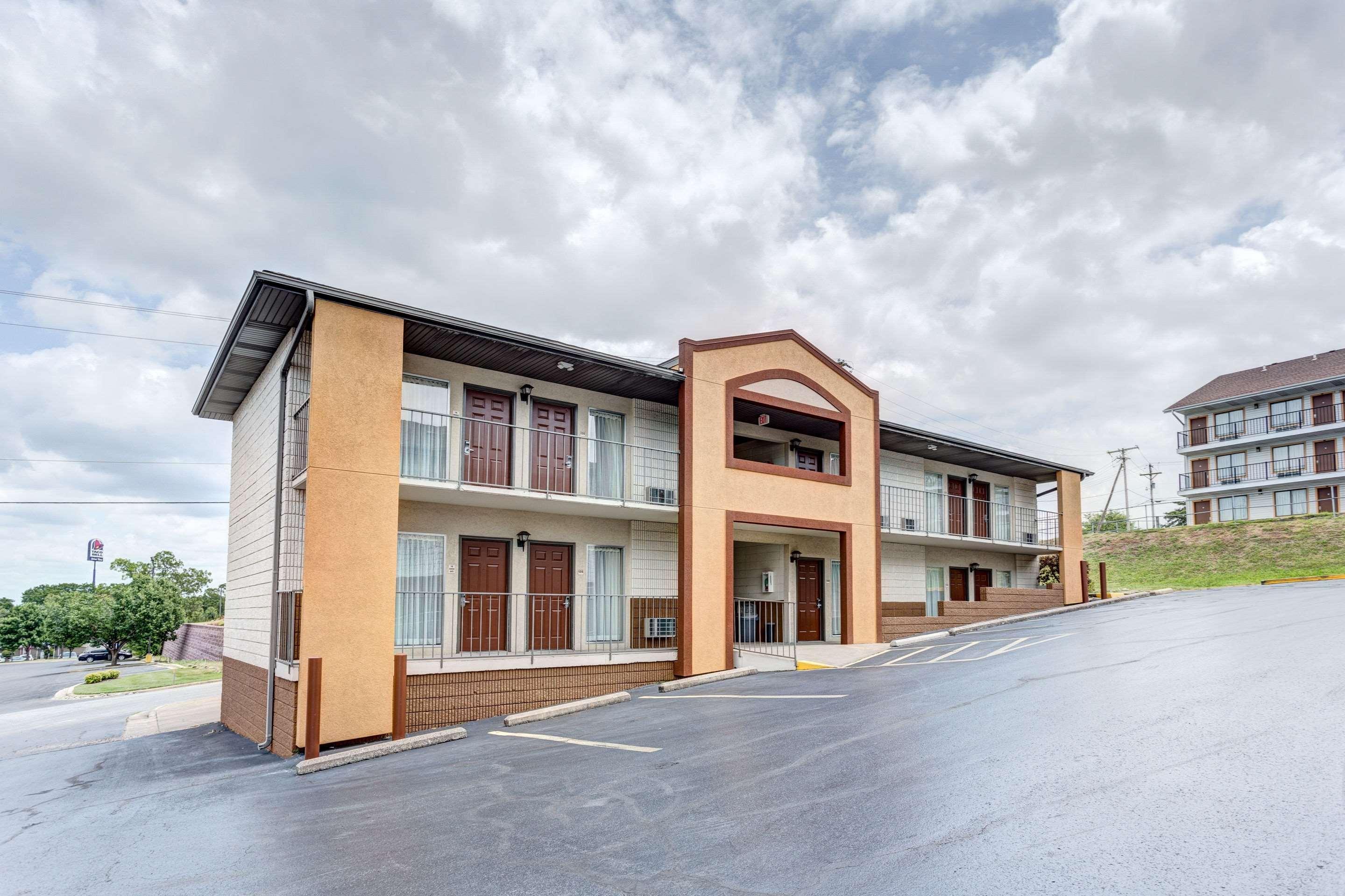 Quality West Inn 3*