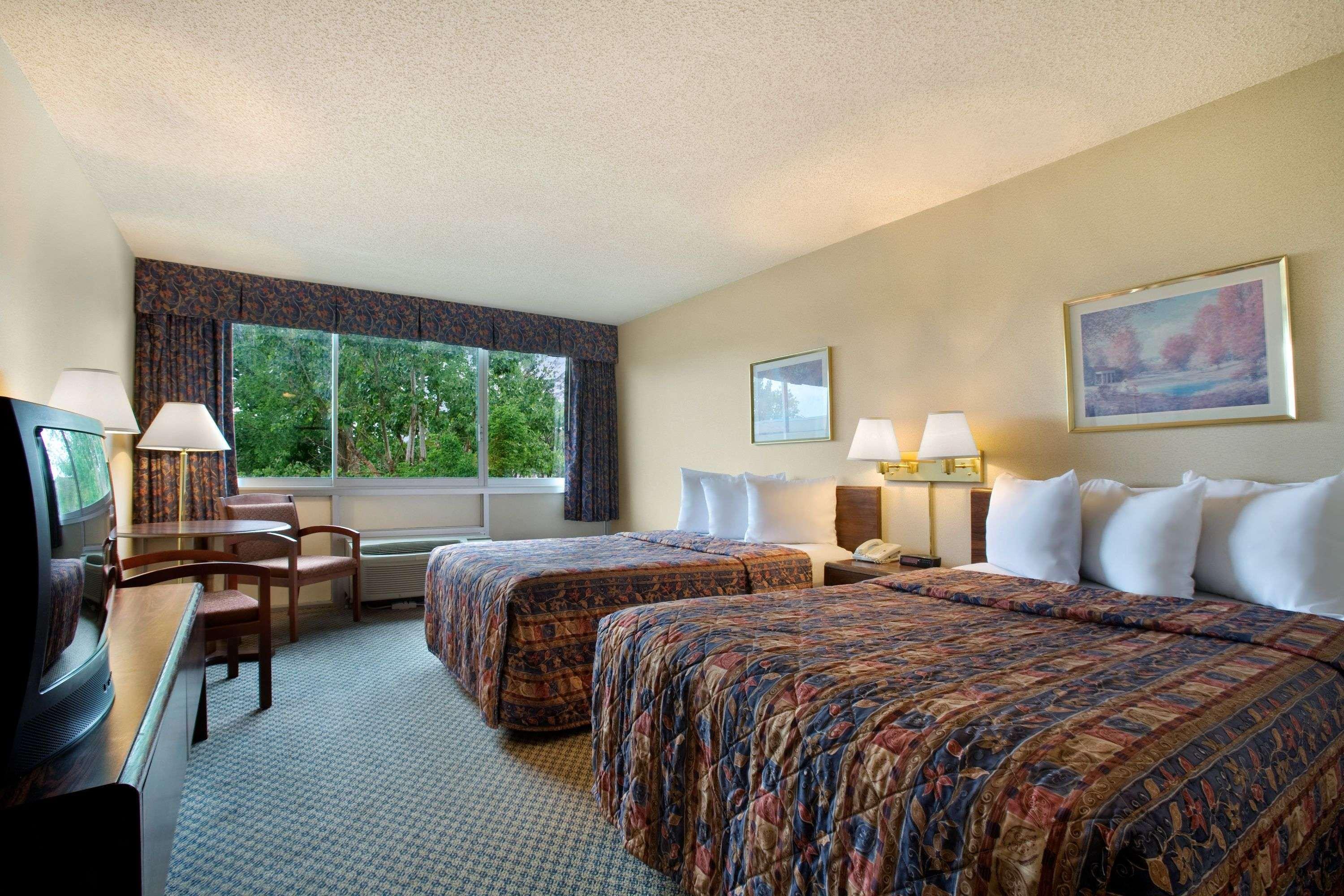 Days By Wyndham Branson/near The Strip Hotel Branson