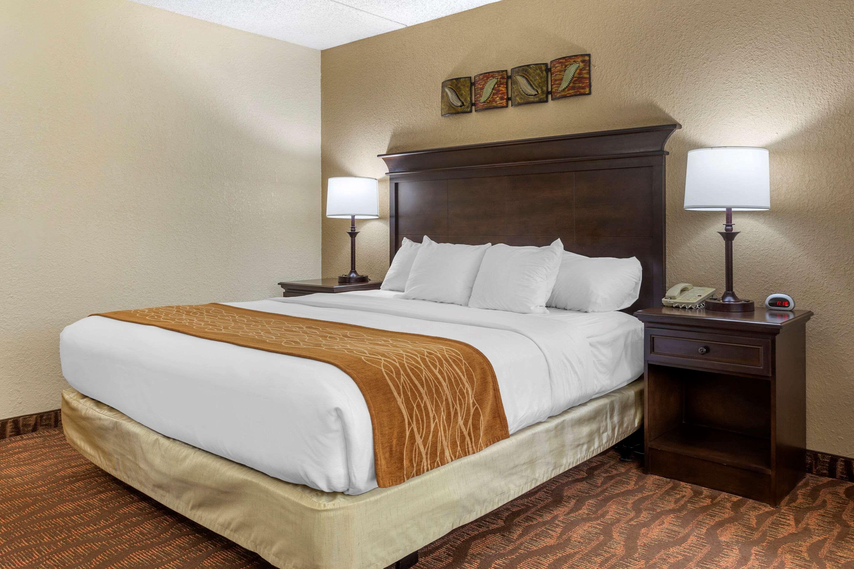 Inn Comfort At Thousand Hills Branson