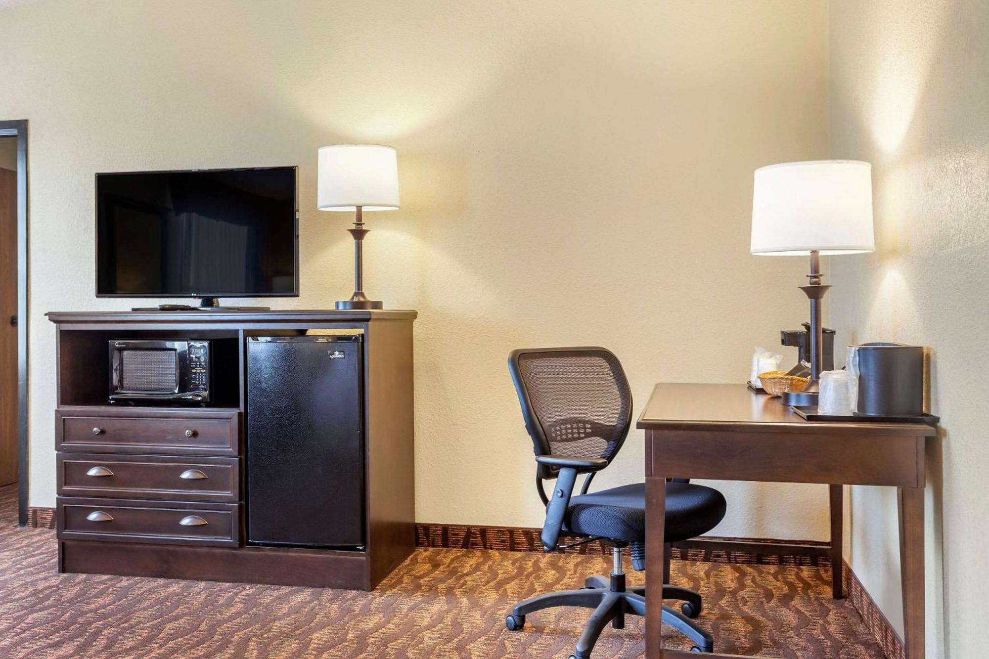 Comfort At Thousand Hills Inn 2*